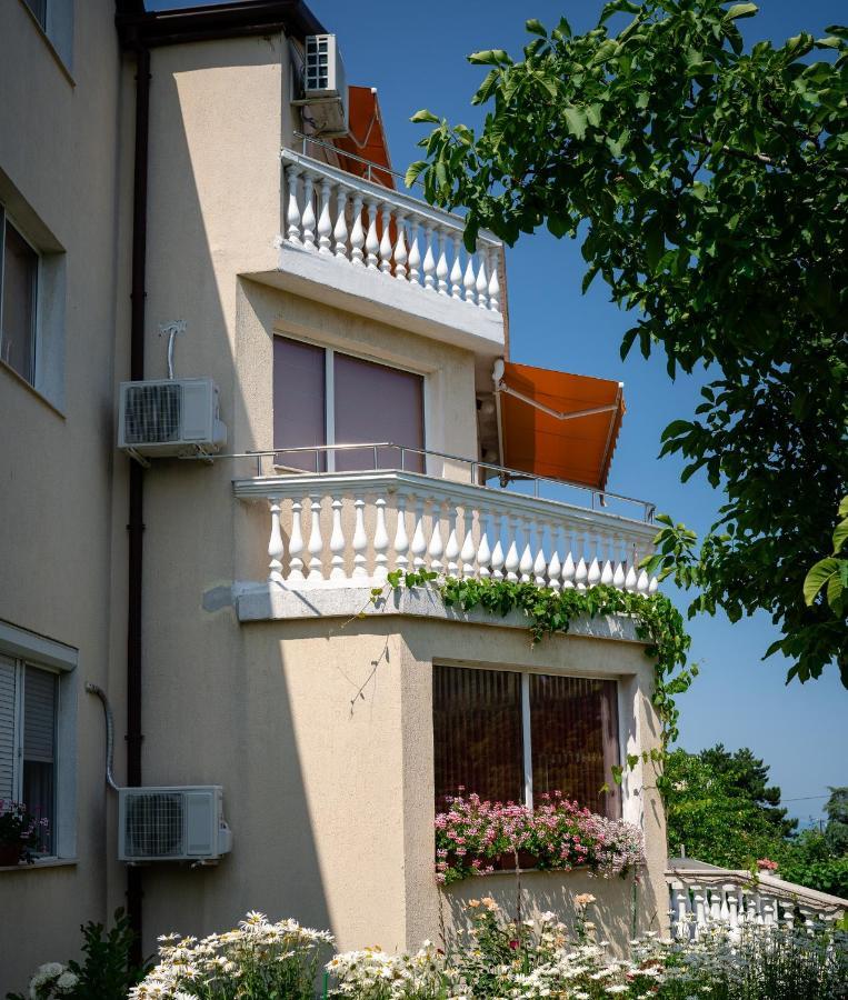 Къща За Гости Slav Hotel Varna Exterior photo