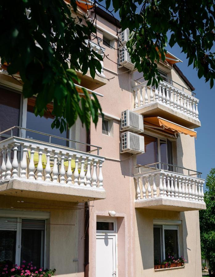 Къща За Гости Slav Hotel Varna Exterior photo
