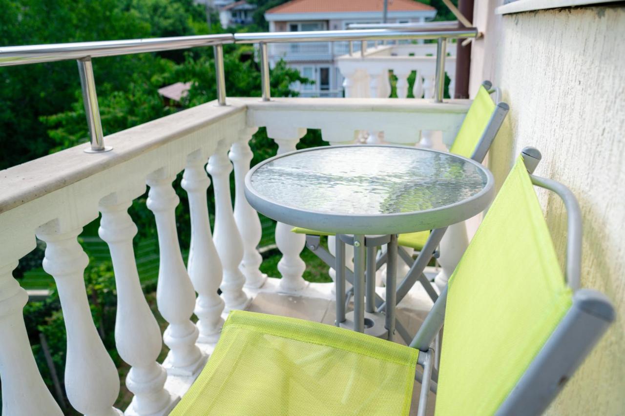Къща За Гости Slav Hotel Varna Exterior photo
