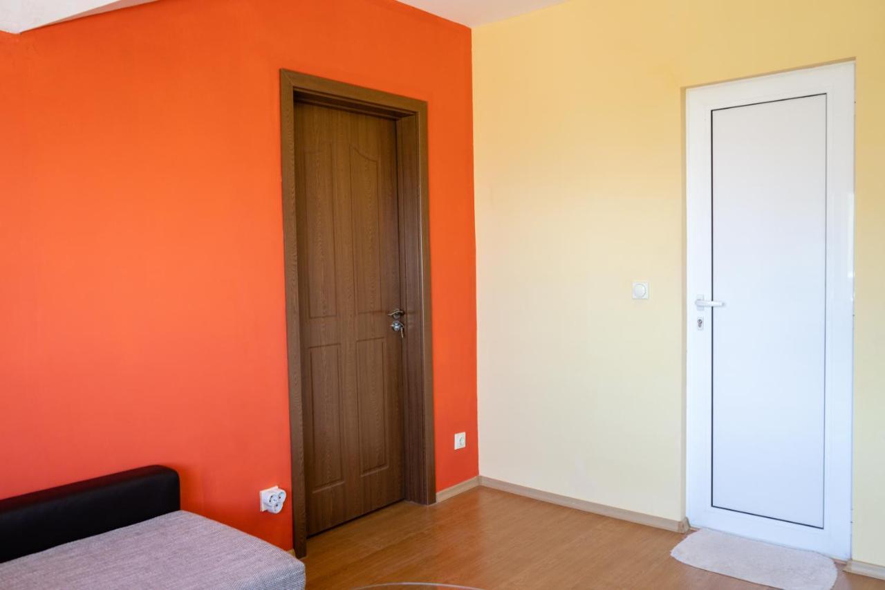 Къща За Гости Slav Hotel Varna Exterior photo