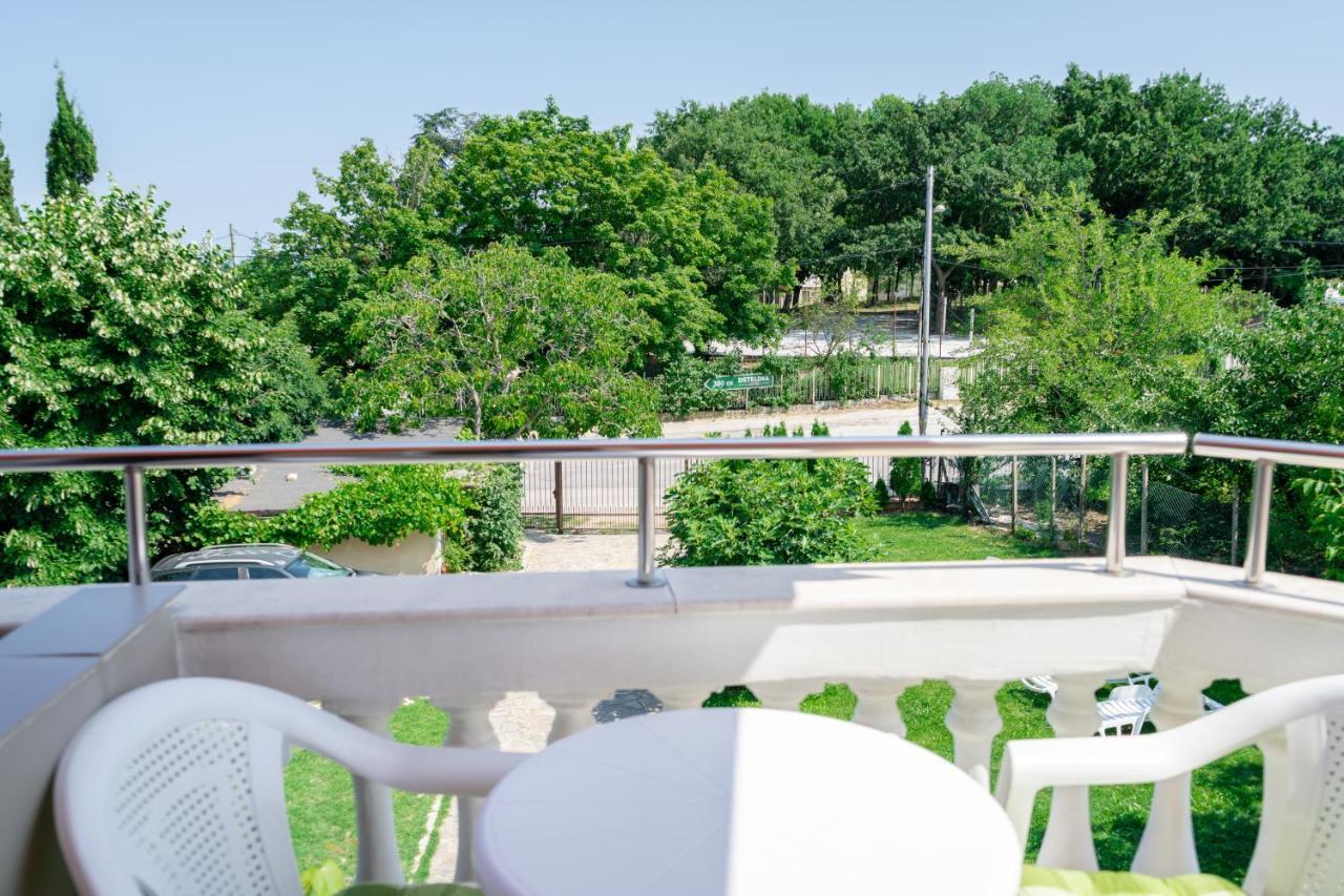 Къща За Гости Slav Hotel Varna Exterior photo